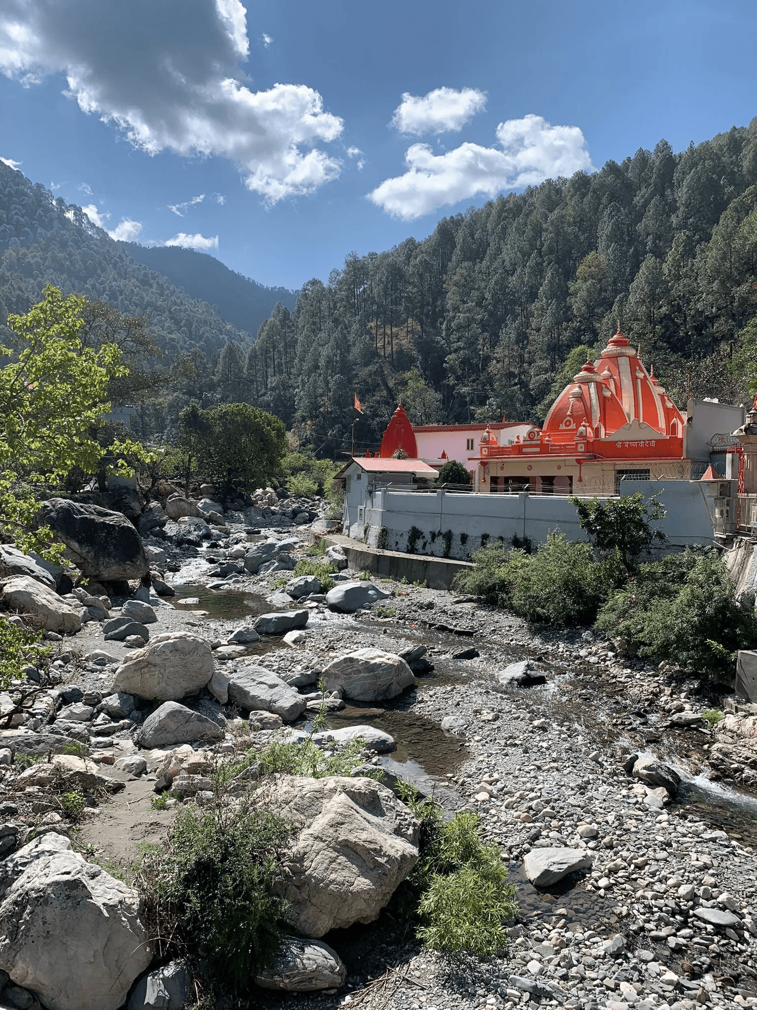 Discover Kainchi Dham Tour Packages