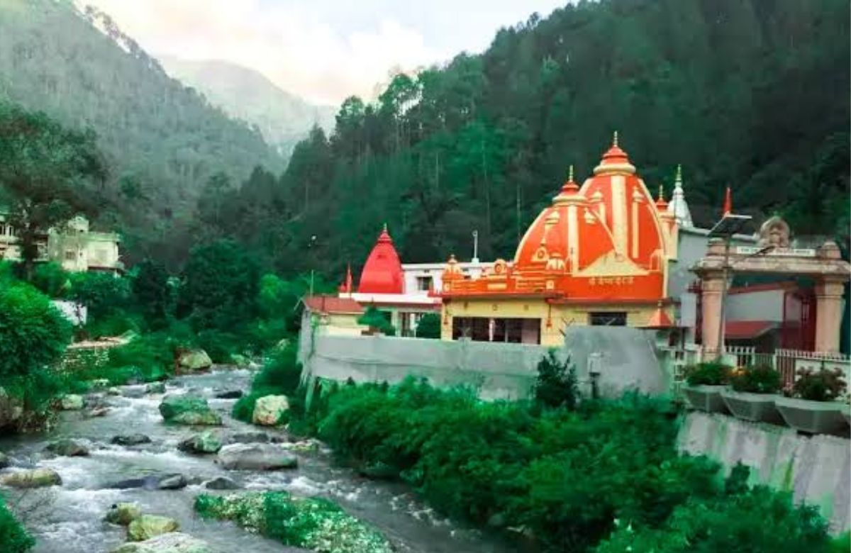 Kainchi Dham (2D/1N) tour Package from New Delhi